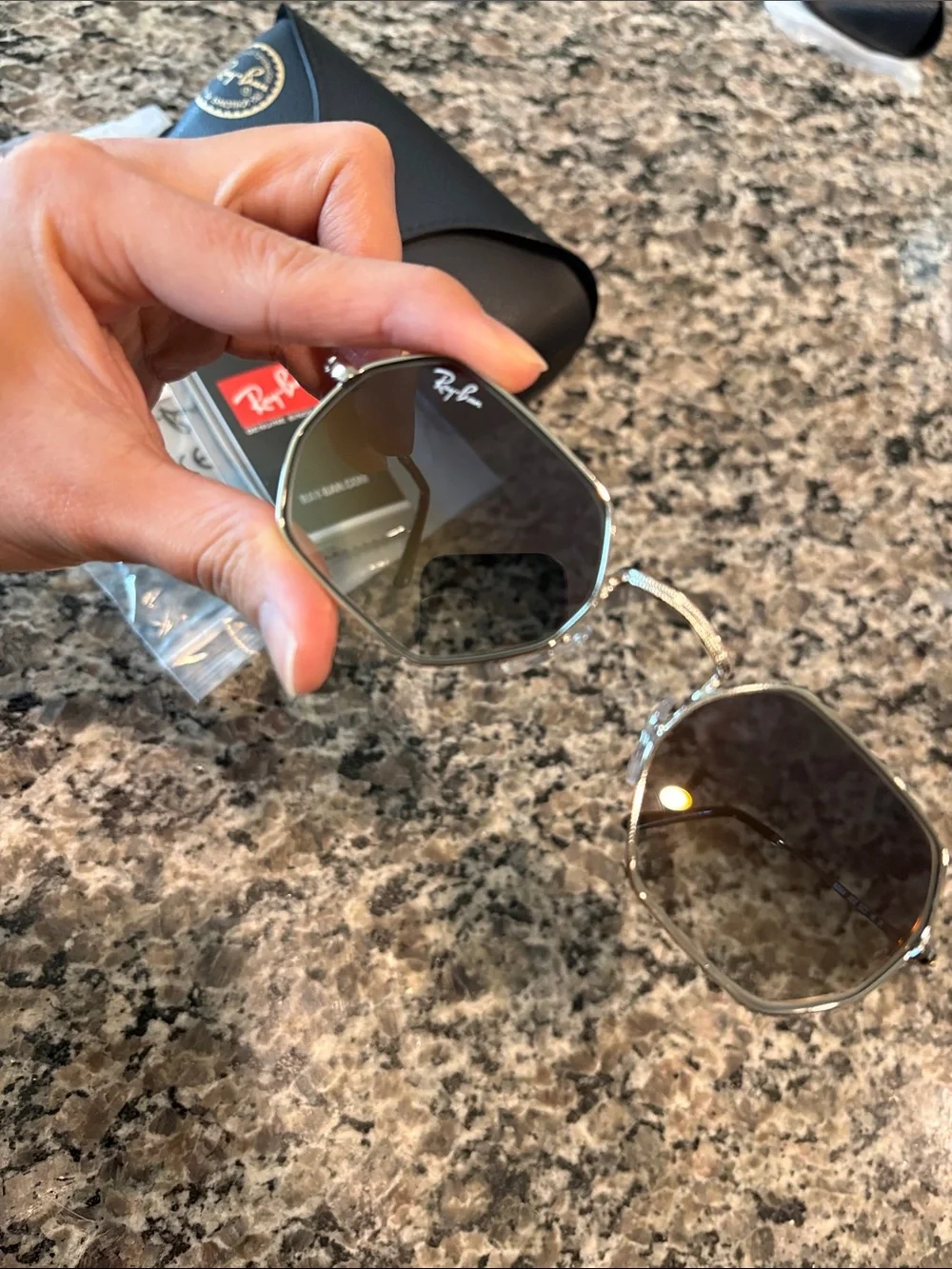 NWT Ray-Ban Women’s Octagonal Gradient Grey Lenses Octagonal Sunglasses